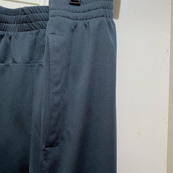 grey and yellow sweats - Picture 5 of 10